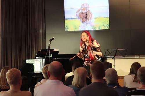 Rasta-S keikalla Kevätkimara-laulukonsertissa 2025, 2. video.